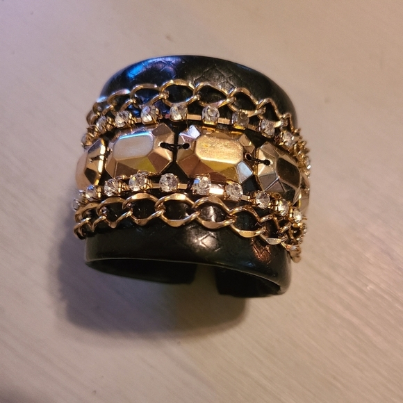 Jewelry - Black leather cuff beacelet w gold jewels